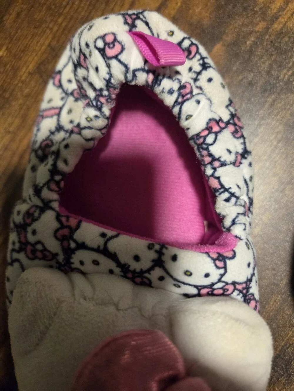 Hello Kitty White & Pink Plush Kids Slippers with Bow Accent